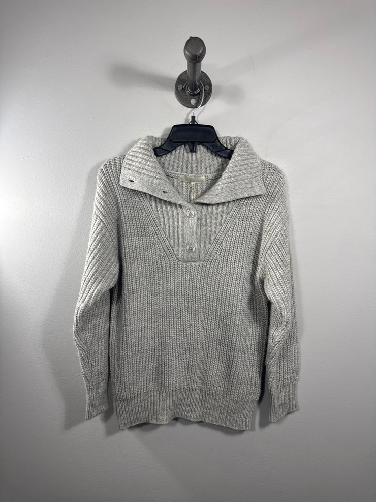 M&L Grey Knit Sweater