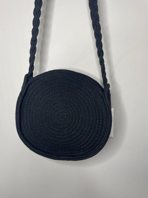 Urban O. Blk Round Purse