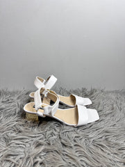 Karl Lagerfeld Wht Kitten Heel