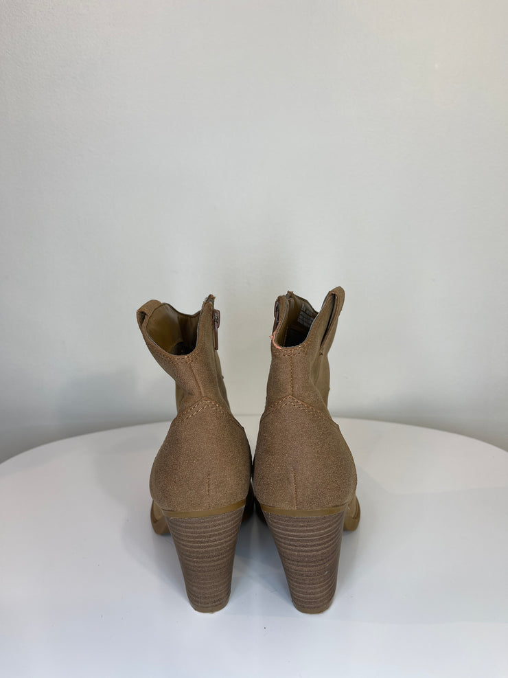 American E. Brown Ankle Boots