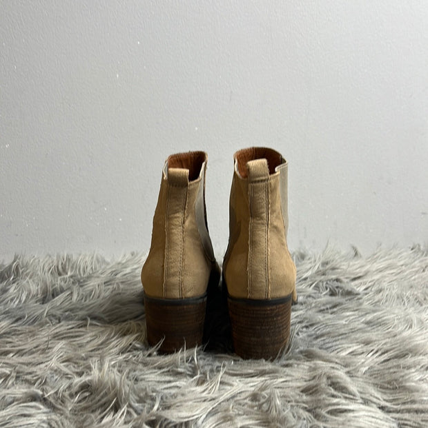 Lucky Brown Heel Boots