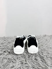 Bueno Blk/Wht Sneakers