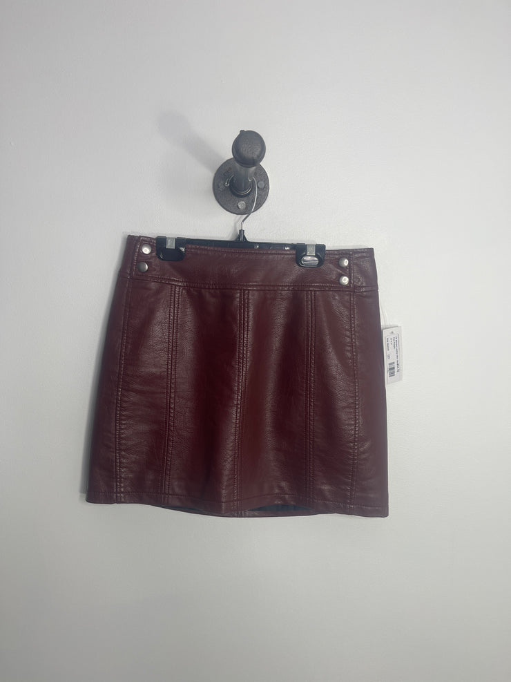 Mini-jupe en cuir marron FP