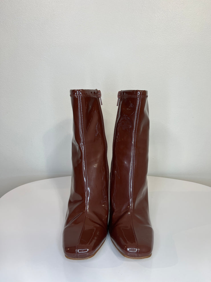 Steve Madden Brn Latex  Boots