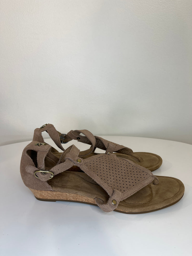 Uggs Koolaburra Brown Sandals