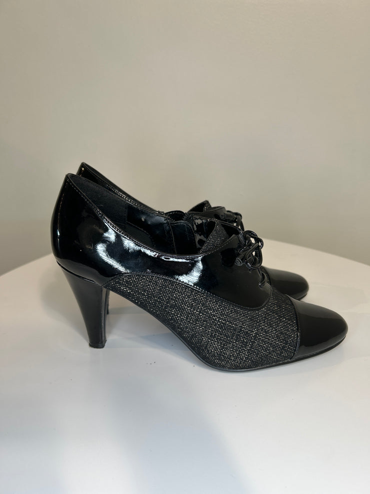 Naturalizer Black Heels