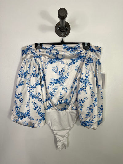 In The S. Bl Floral Bodysuit