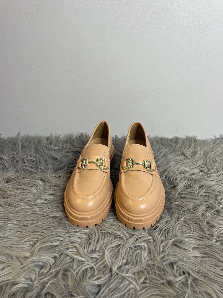 Botter Beige Loafers