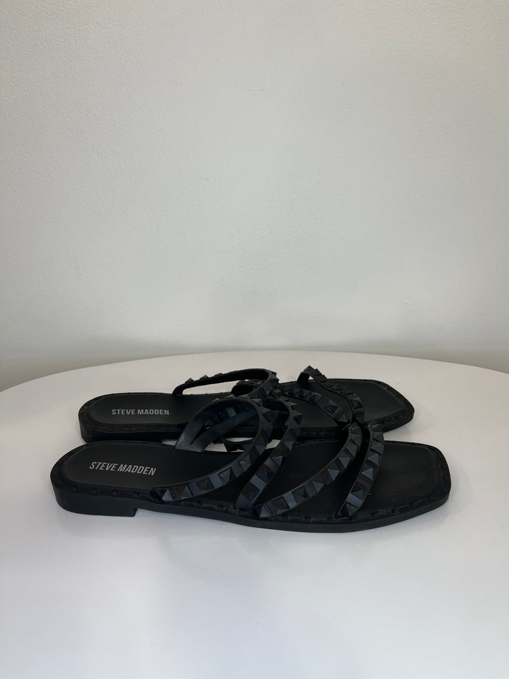 Steve Madden Blk Stud Sandals