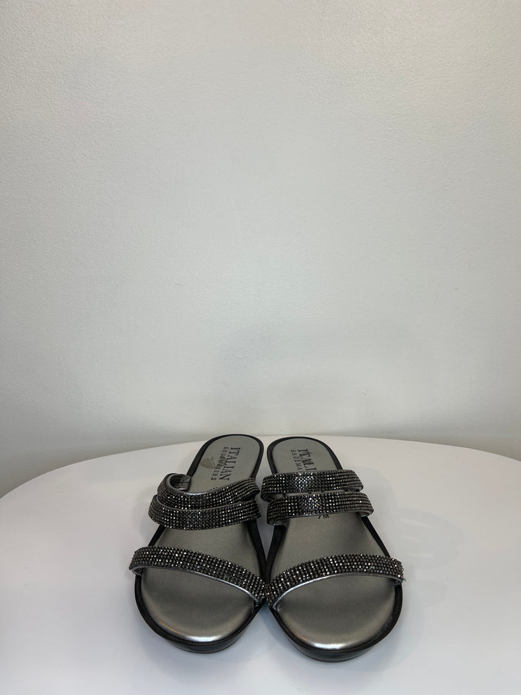 Italian Shoe. Silver Sandals