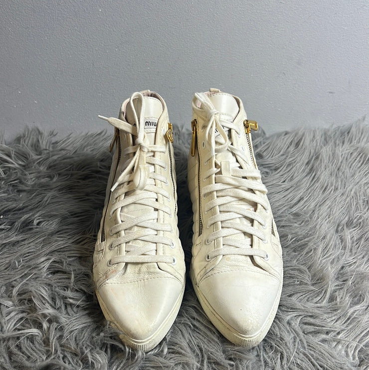 Miu Miu Cream Pointed Sneaker