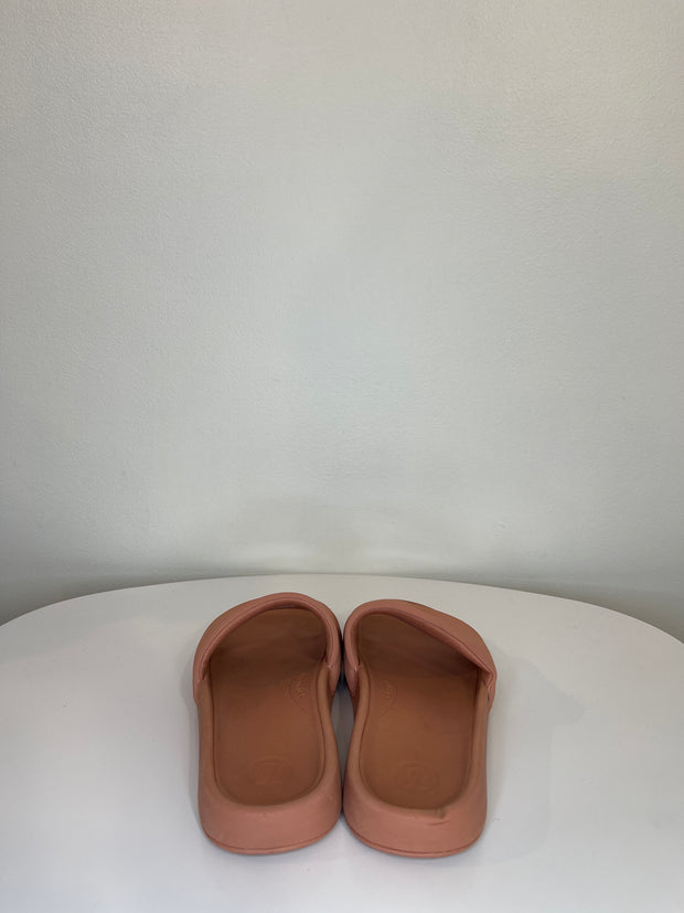 Lululemon Pink Slides