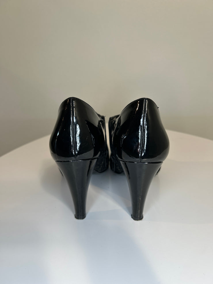 Naturalizer Black Heels