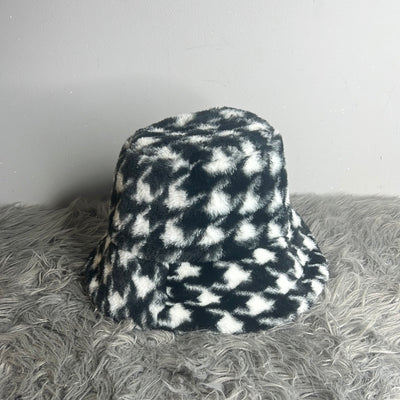 Brandi Blk/Wht Bucket Hat