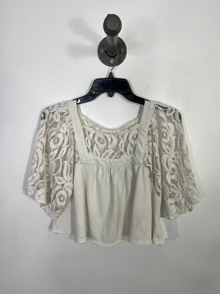 Free P Wht Lace Babydoll Top