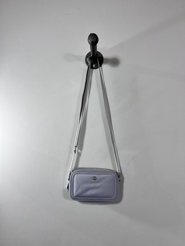 Lululemon Gry Crossbody Purse