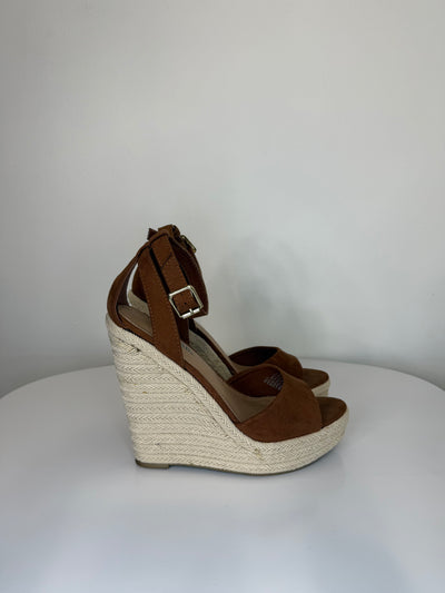 Just Fab Brown Wedges