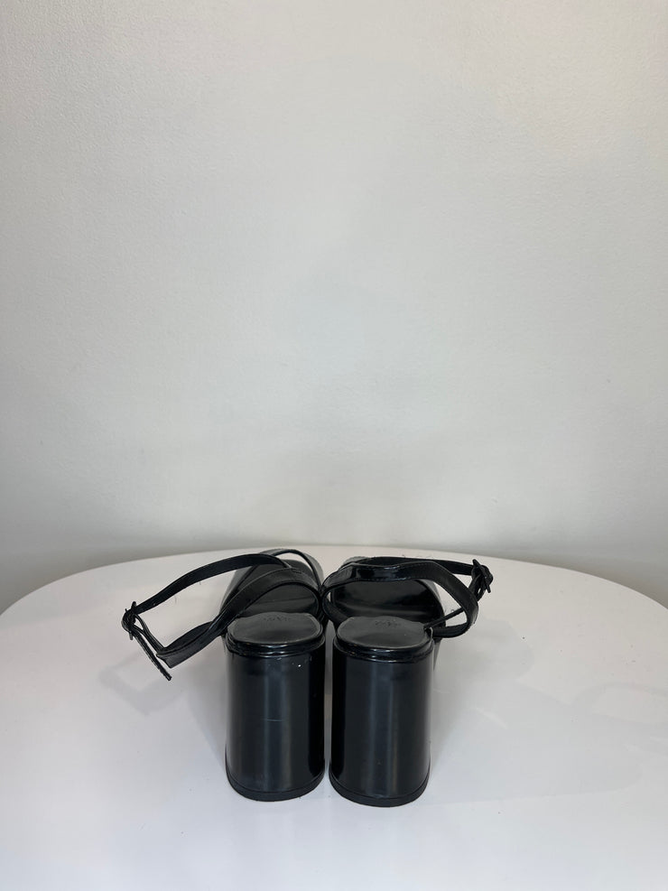 H&M Blk Chunky Open Toe Heel