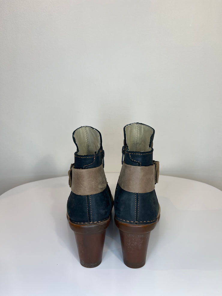 Wind River Brn Ankle Heel Boot