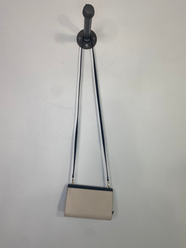 Kate S. Blk/Bg Crossbody Purse