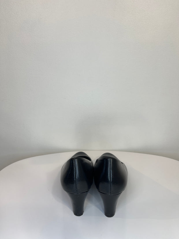 Aerosoles Black Short Heels