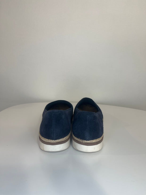 Les mocassins bleus de Clark