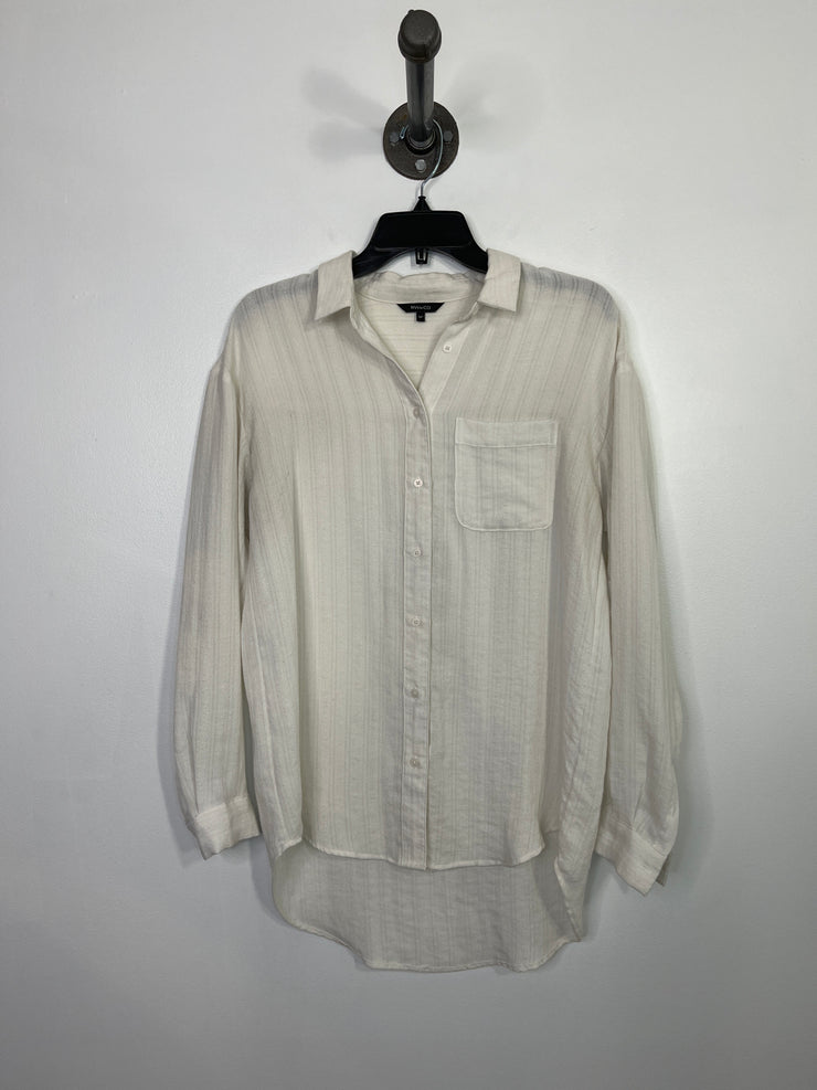 RW&CO White Button-Up Blouse