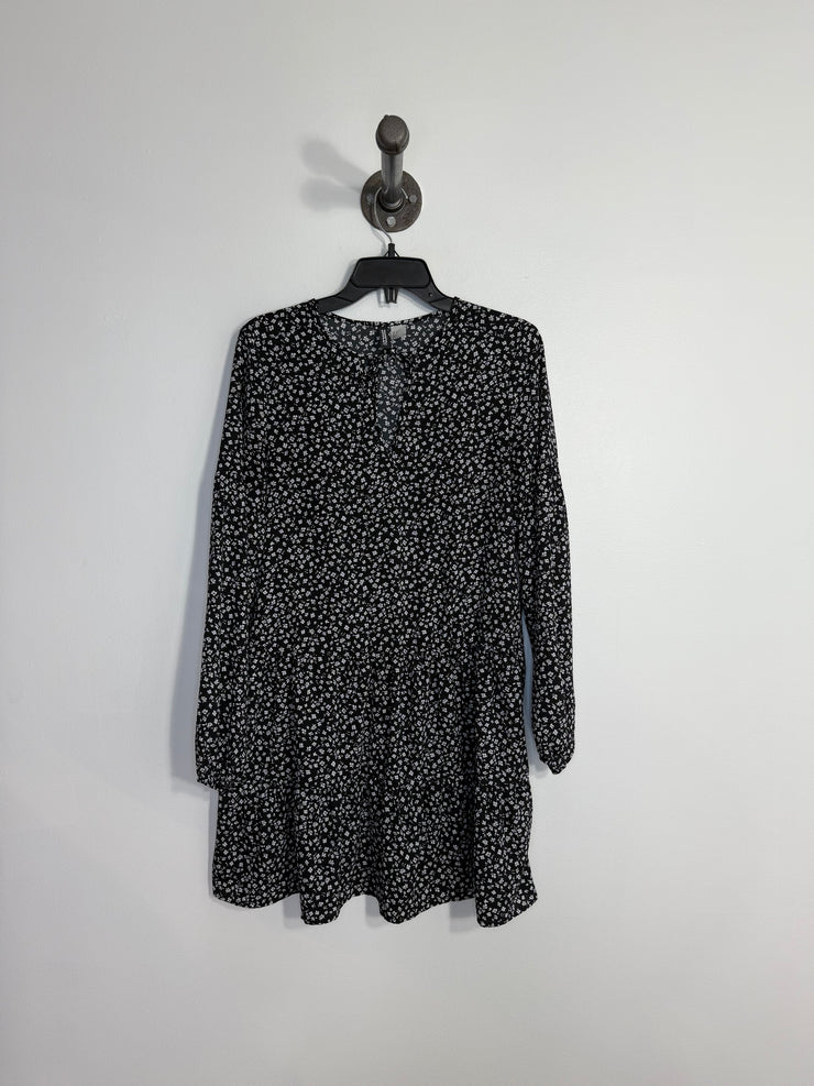 Divided Blk Floral Middi Dress