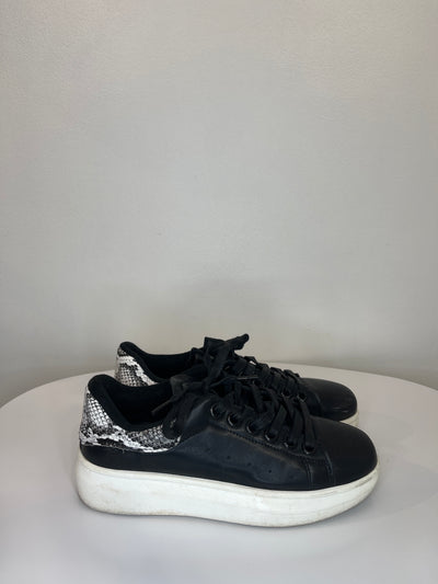 Seven 7 Black Leather Sneakers