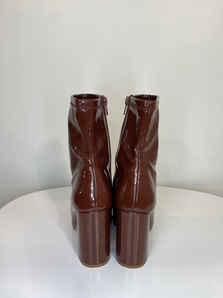 Steve Madden Brn Latex  Boots