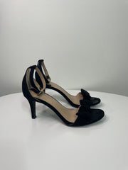 Tacones con lazo negro de H&amp;M