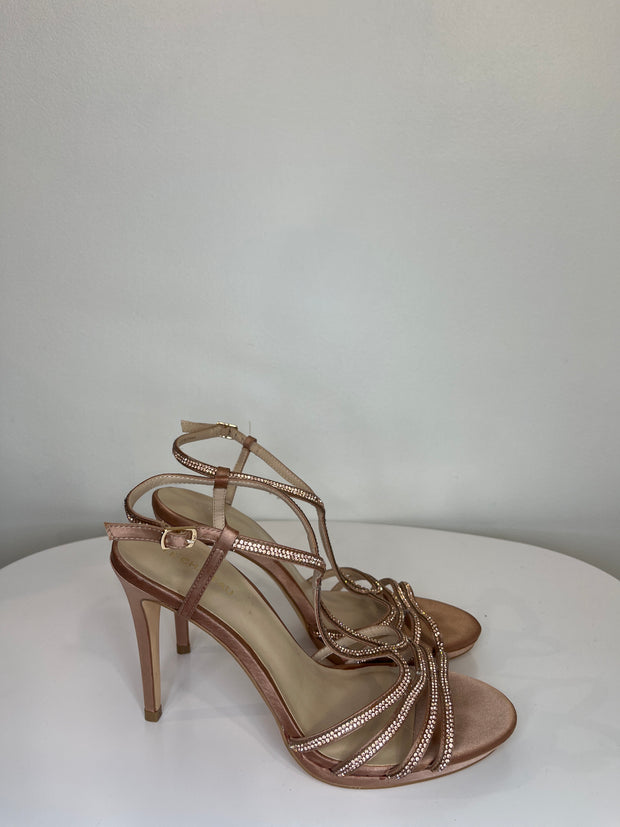 Le Chat. Blush Reinstone Heels