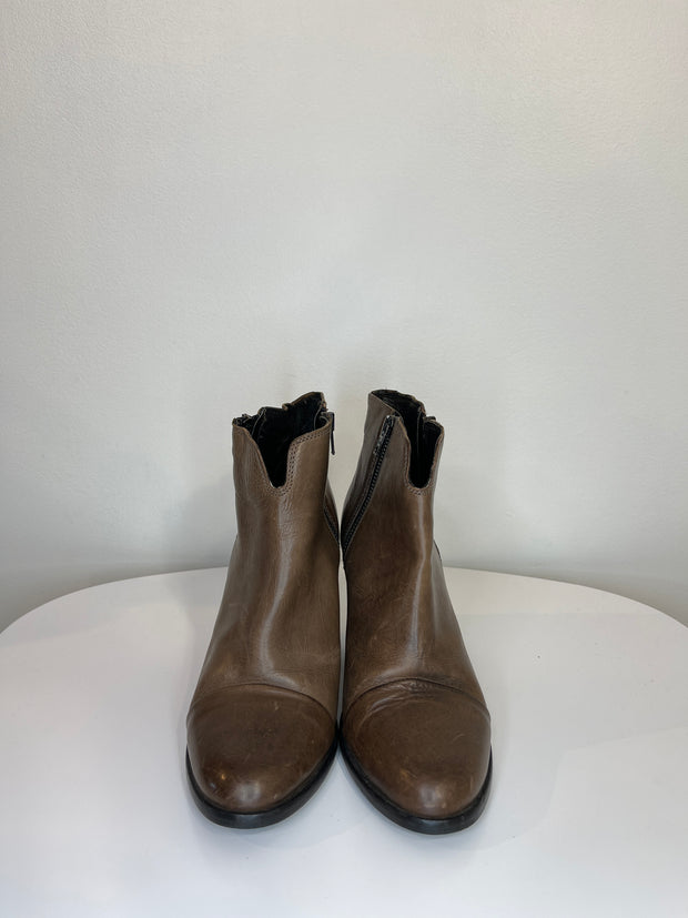 Boemos Brn Leather Ankle Boots