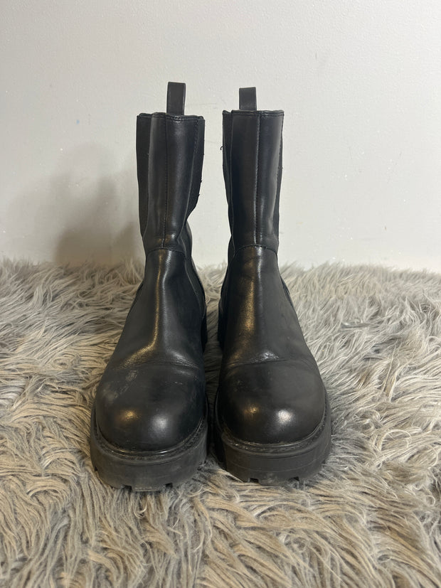 Vagabond Black Boots