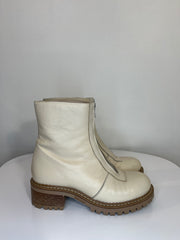 Bertuchi Cream Zipper Boots