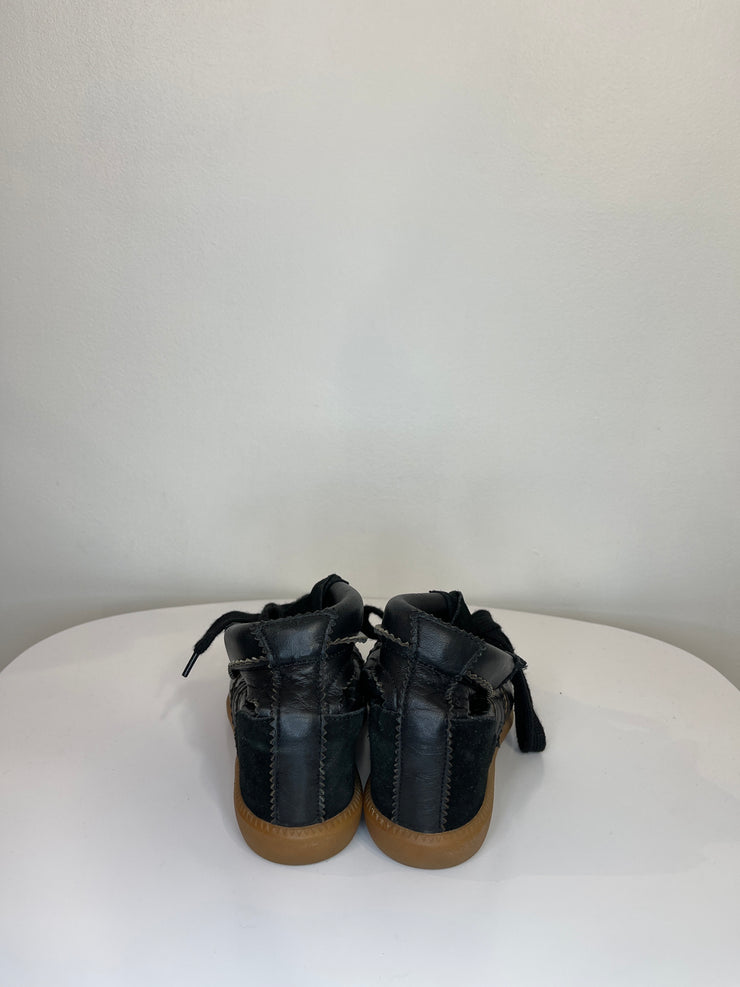 Isabel M. Blk Hightop Sneakers