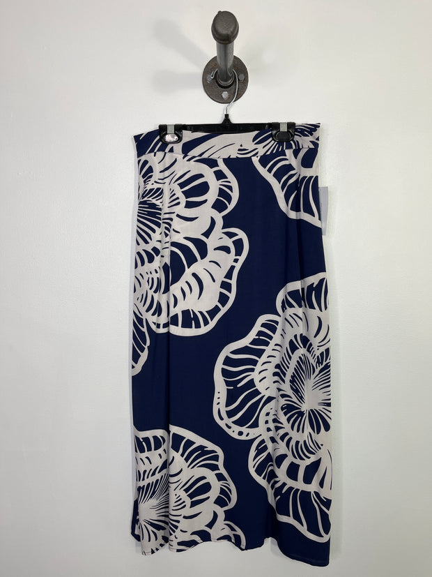 RW & CO Nvy/Wht Pattern Skirt