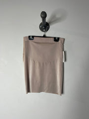 Camiseta moldeadora beige de Spanx