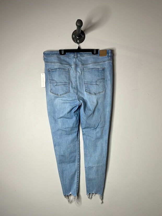 AE Lightwash Skinny Jeans