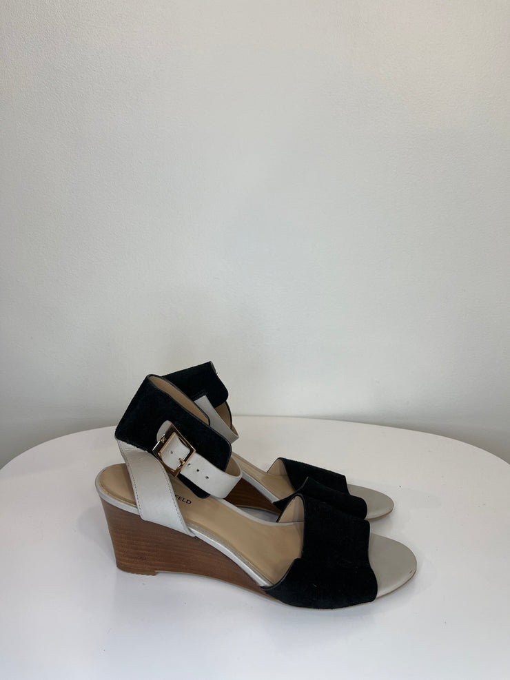 Karl L. Blk/Taupe Wedge Heels