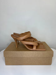 Alohas Brn Cushion Strap Heel