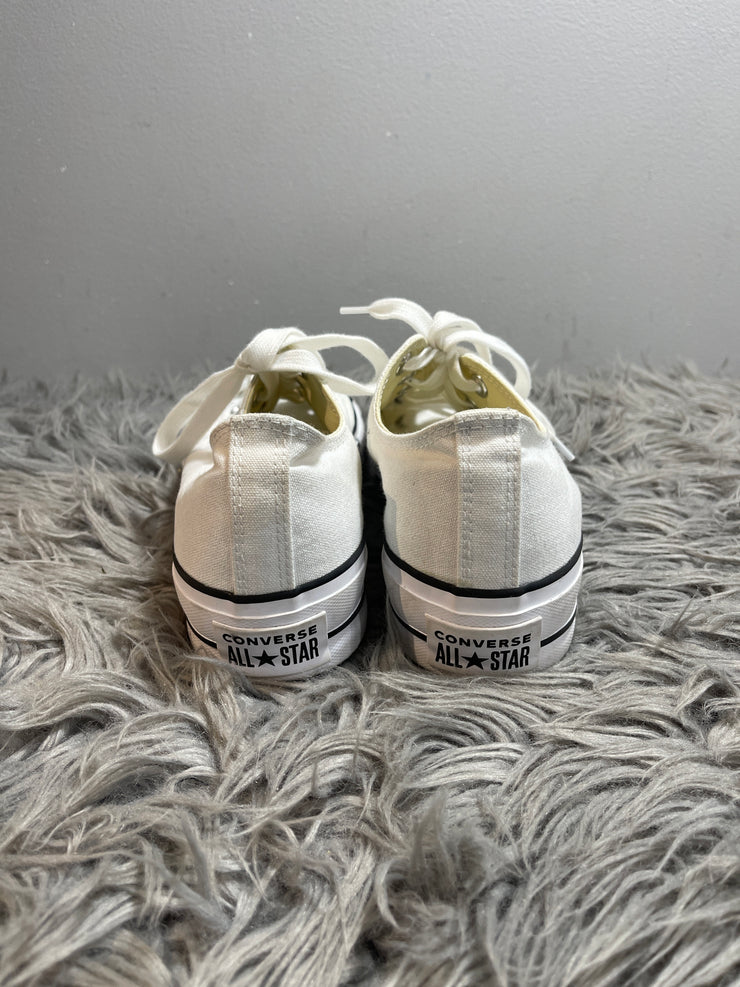 Converse Wht Low Top Sneakers