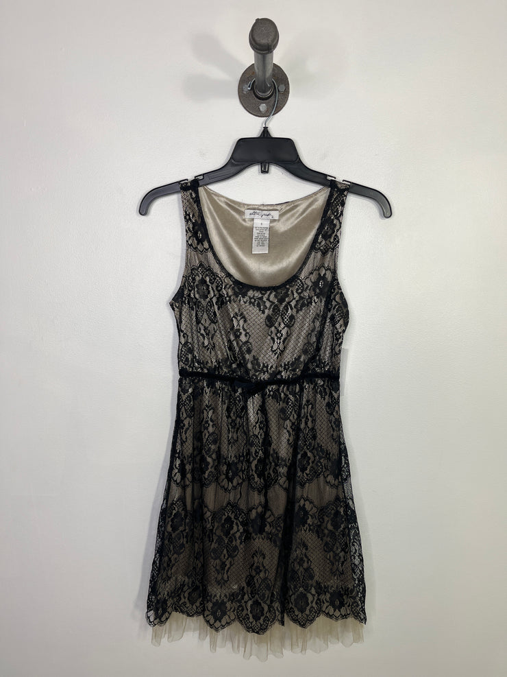 Ultra Pink Bg/Blk Lace Dress