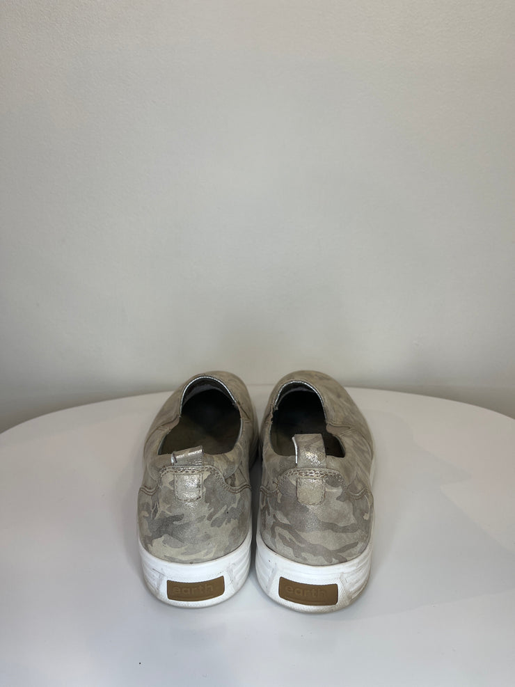 Earth Gry Camo Sparkle Slip-On