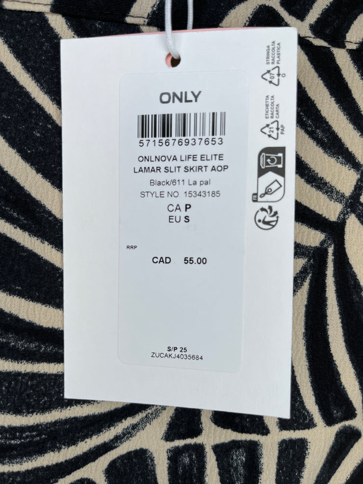 Only Black Patterned Skirt