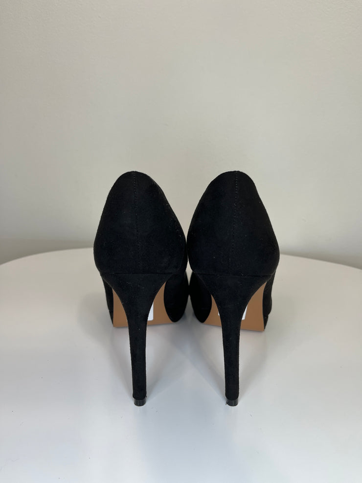 H&M Black Suede Heels