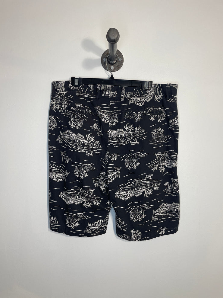 Pantalones cortos con estampado negro de Old Navy