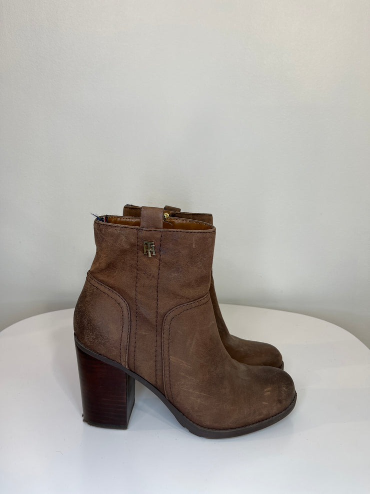 Tommy H. Brown Ankle Boots
