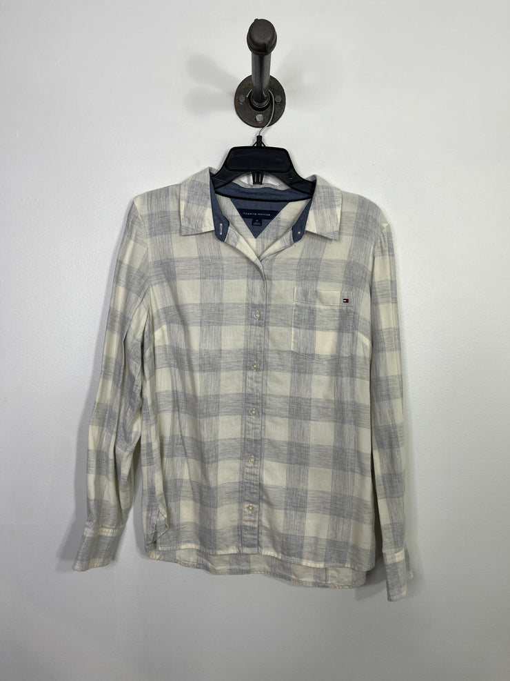 Tommy H. Wht/Blu Plaid Button