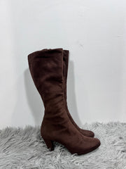 Liz Claiborne Brn Suede Boots